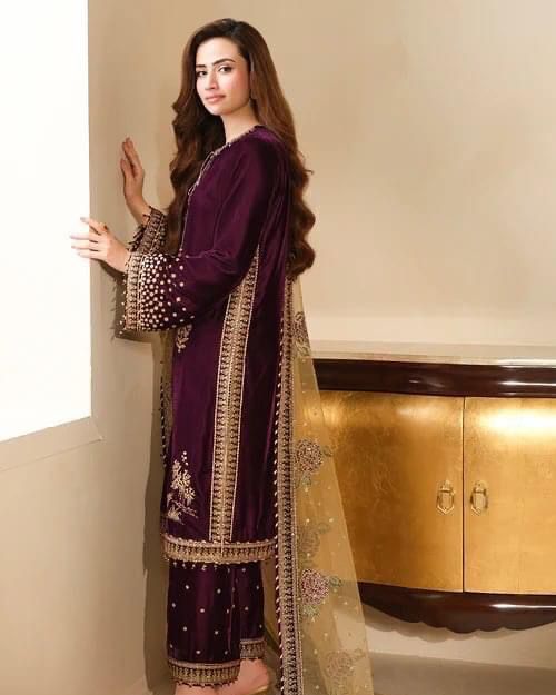 JAZMIN VELVET COLLECTION