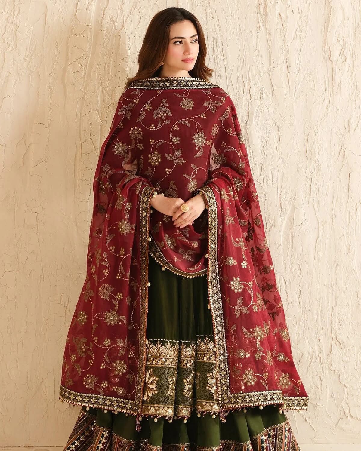 JAZMIN VLVET COLLECTION