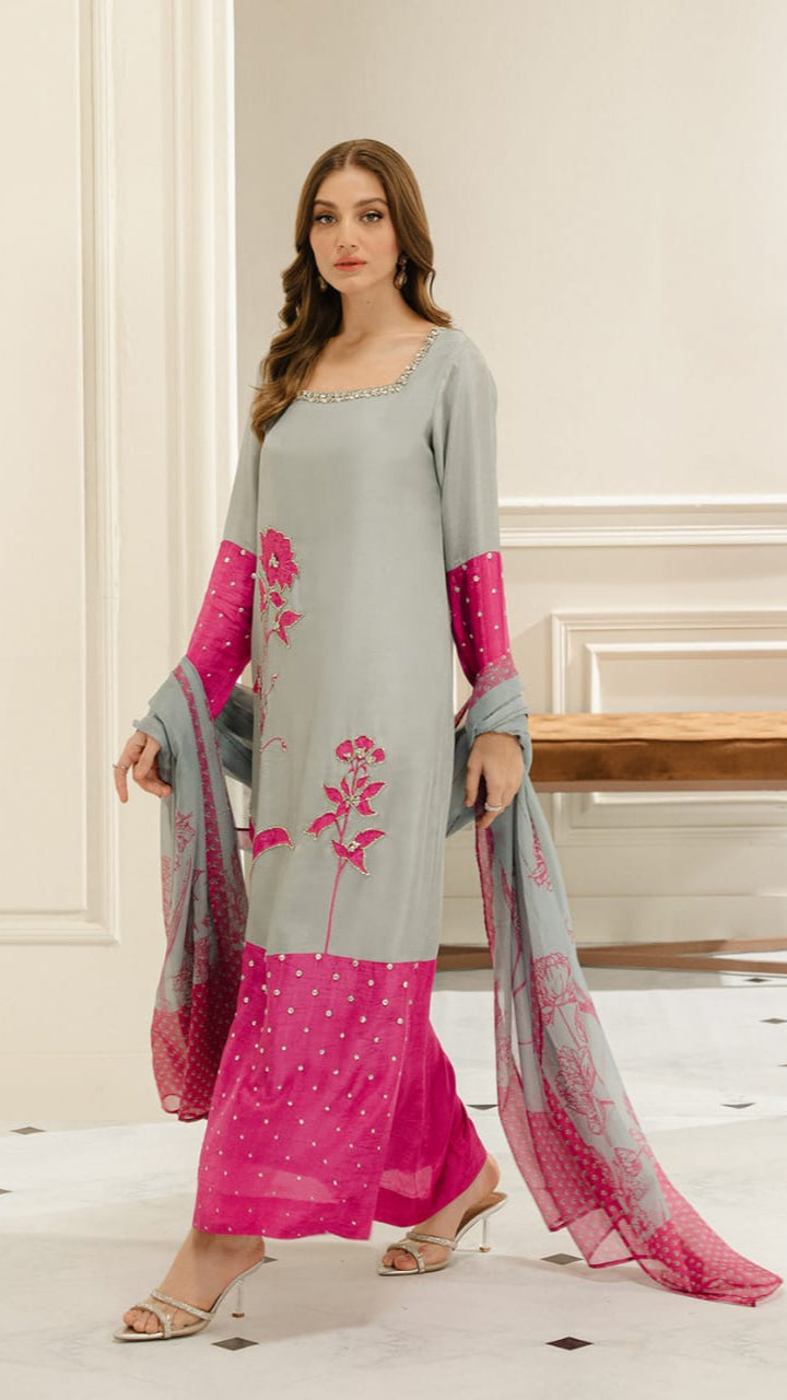 Lulusar Summer Swiss Lawn Digital Printed Collection -Grey & Pink