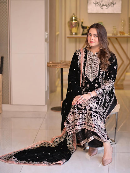 Aneela's Luxury Embroidered Velvet Wedding Collection- Black